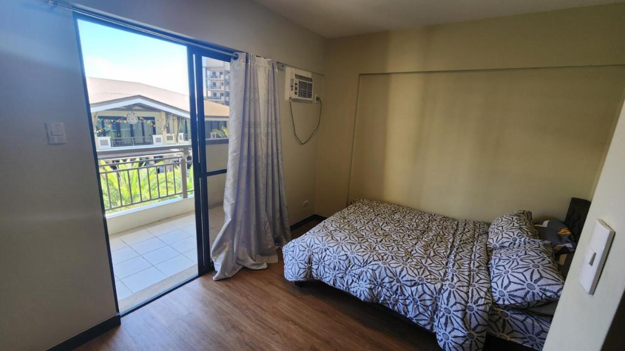 Asteria Residences 3 Bedroom And 2 Baths マニラ市 エクステリア 写真